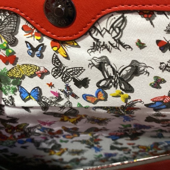 NWT Christian Lacroix paris, color red. - Picture 10 of 12